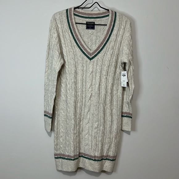 Abercrombie & Fitch Dresses & Skirts - Abercrombie & Fitch knit dress